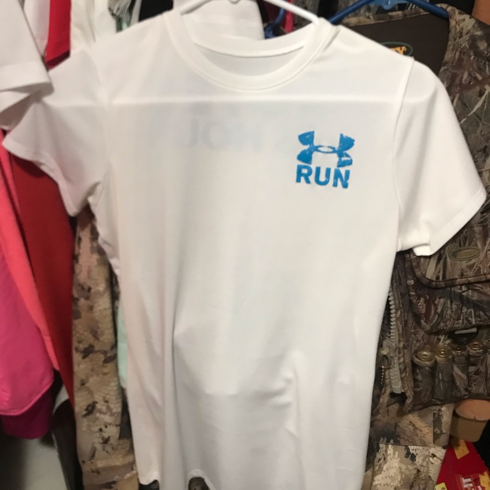 Under armour workout tshirt